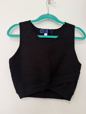 Black Ribbed Cropped Tank Top - Unbranded